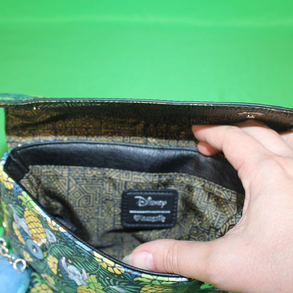 Loungefly Stitch Pineapples Fanny Pack – OG Heart Logo – NWT - Picture 6 of 13